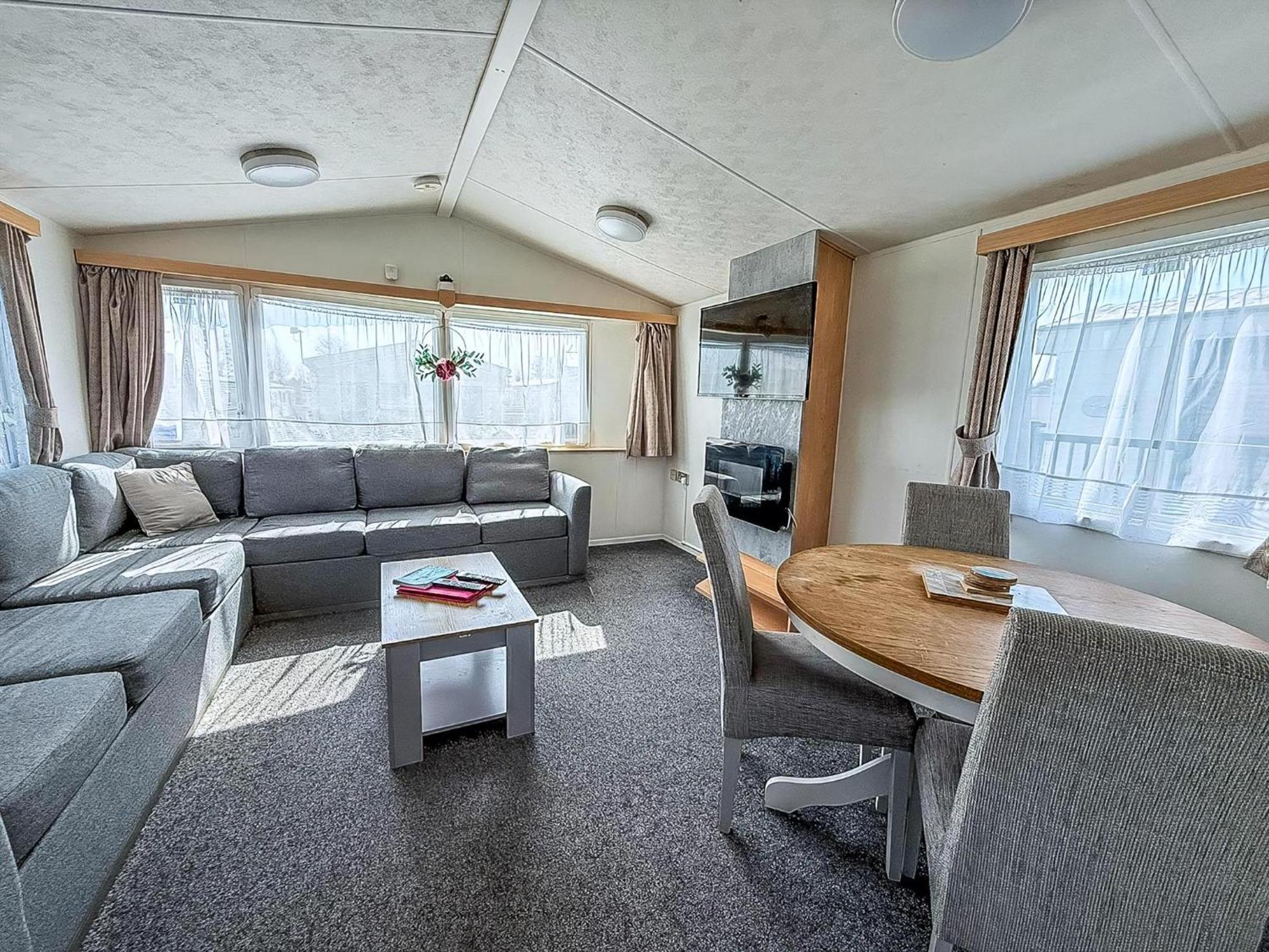 6 Berth Staycation Caravan Nearby Clacton-On-Sea In Essex Ref 26254E Екстер'єр фото